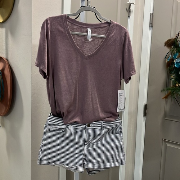 H&M Black and White Jean Shorts Relaxed Fit - Picture 1 of 11